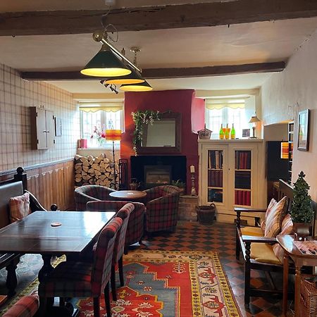 The Kings Arms Bed & Breakfast Мелтън Моубрей Екстериор снимка