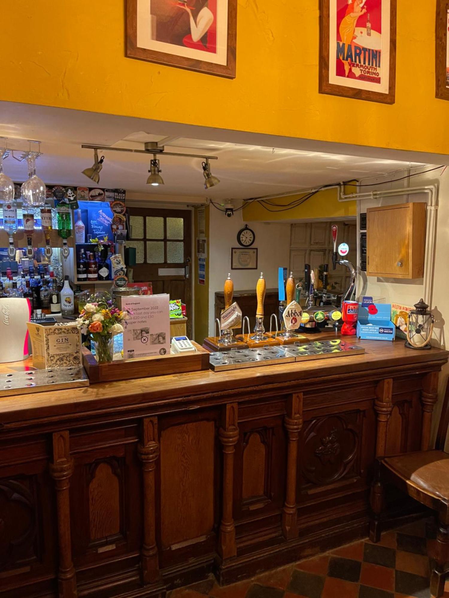 The Kings Arms Bed & Breakfast Мелтън Моубрей Екстериор снимка