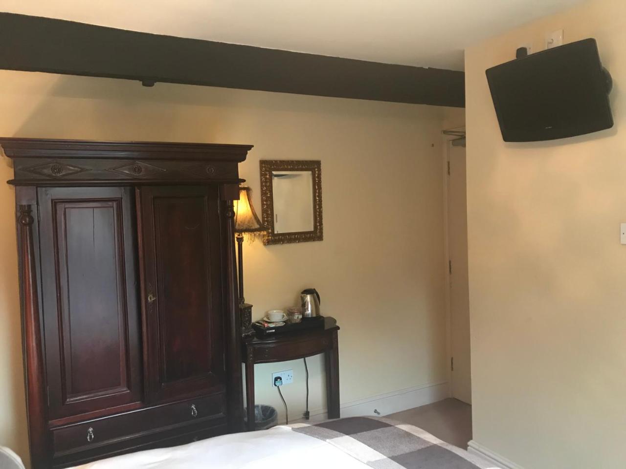 The Kings Arms Bed & Breakfast Мелтън Моубрей Екстериор снимка